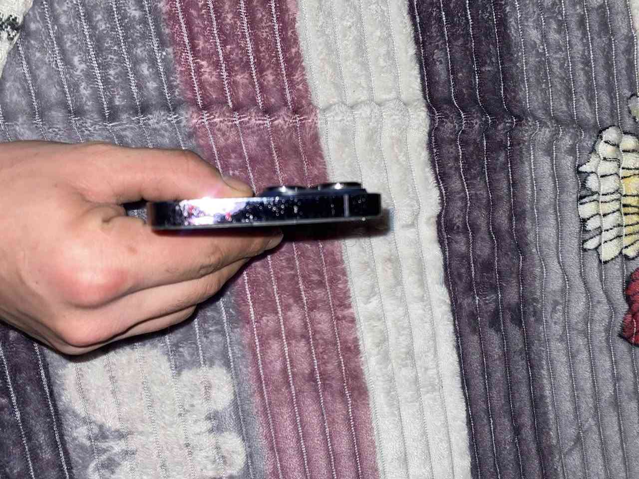 ايفون 14pro max عربي شرق اوسط جهاز نضيف زلغ مابي كله شغال بس مبدل شاشه اولد اصليه بيها فطر +جهاز قافل اكلود يعني يحتاج تخطي


**إذا كنت صاحب هذا الإعلان وتريد حذفه لأي سبب، رجاءا أرسل رسالة إلى الدعم الفني**