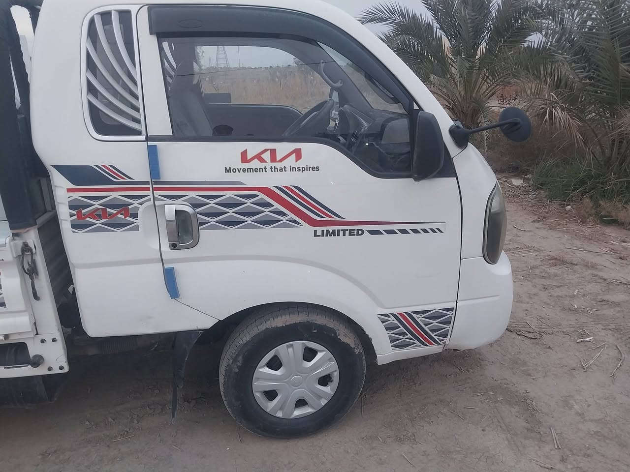 سلام عليكم كيا بنكو موديل ١٣ رقم قادسيه سيارة خير من الله كير محرك اكسن باور تخم تاير كله جديد سنويه ٢٧ شاصي مكفول رقم شاصي واضح سعر ٩٢ وبية مجال مكان بابل الشوملي هاتف ***********
