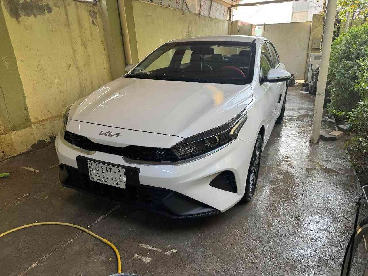 سلام عليكم 
كيا سيراتو كوري تجي K3 بانزين فقط 
موديل 2022 سياره كفاله عامه 
فول مواصفات بصمه 
كشنات حار بارد 
جلد 
تحديد مسار 
سياقه ذاتيه  
رادار 360 
مانع انصدام
شاحن واير لس 
فول مواصفات سياره 
اكو موصفات بعد ماذكرتهه 
ماشيه 114 الف 
السعر 168 $
غير متواجد على الفيس 
للاستفسار  *********** النجف, العراق
