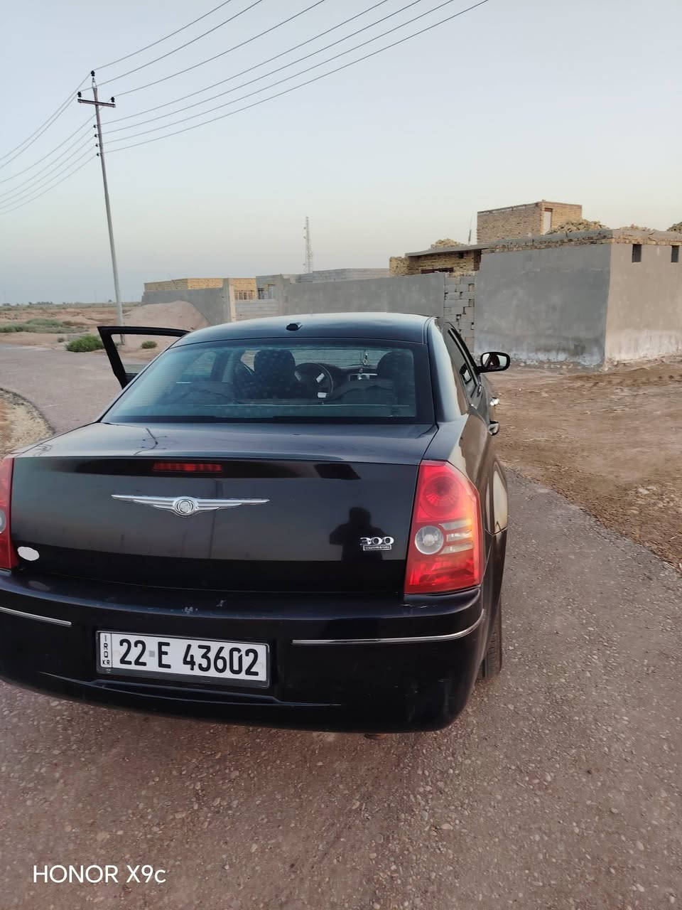 سلام عليكم سياره البيع جاهزه تخم تاير جديد باتري جديد حداديه جديده سياره مامشتقله على خط مكينه كير نعمه من الله سياره ستخدام شخصي مامشتقله  سنويه 27 عدي وكاله عامه بيهه وراعيهه يمي البسمه سنويه سعر 125وبيهه مجال الطيبين ضربتهه جاملق امامي يمين بمريكه ومصبوق بل عراق ستفسار اكثر *********** هاذ متواجد على فيس
