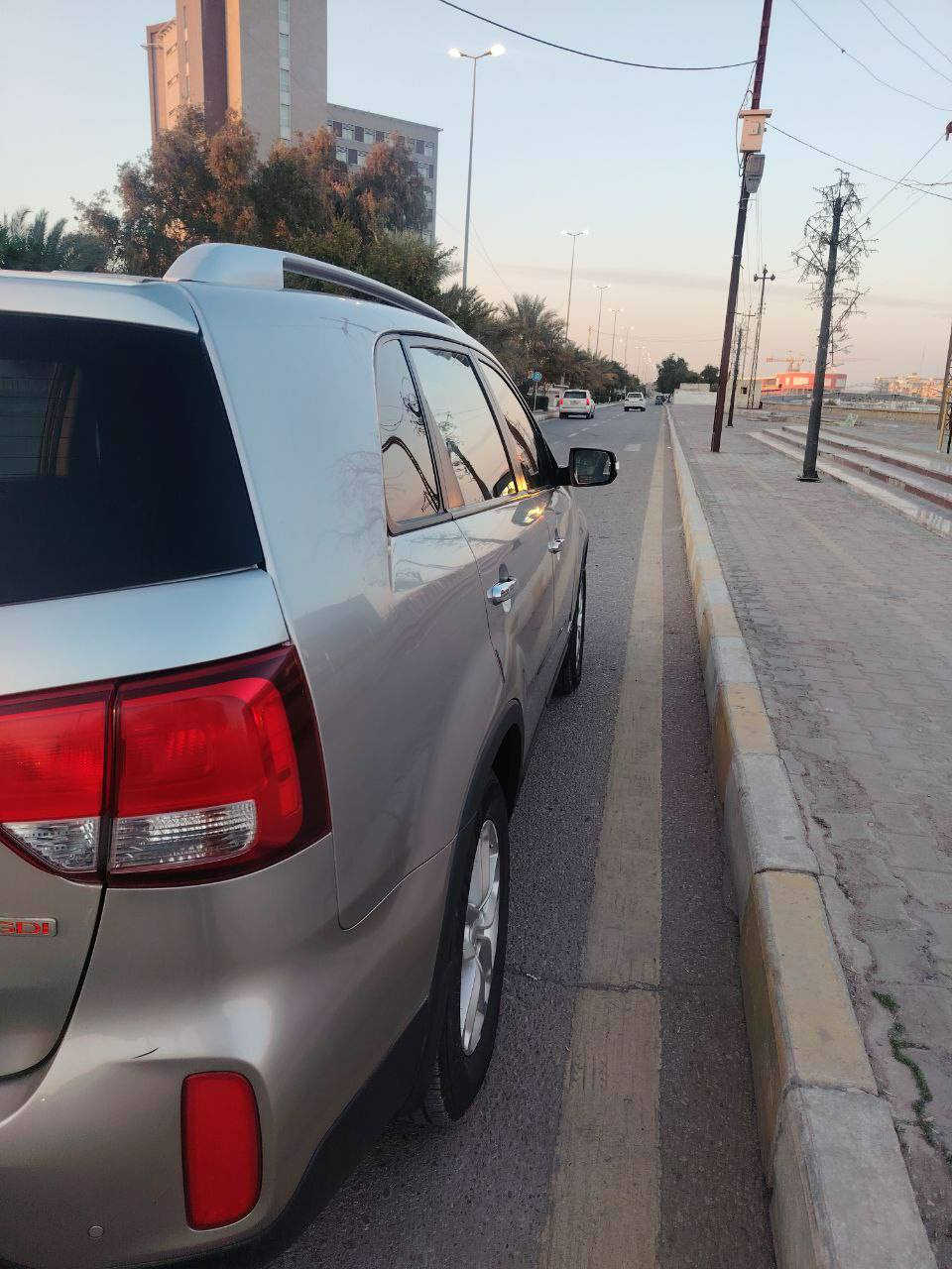 كيا سورينتوا
2014

محرك 2400 اربعة سلندر
5 راكب /

دفع رباعي

وارد امريكي

رقم بغداد / وطني

يعني تسجيلها حسب سكن المشتري

ضربة خفيفه بالدعاميه

والدعامية مبدله جديدة

صبغ حزام من الخدوش للجمالية والصبغ بالخارج

ماكو اي شي مبدل بيهه غير الدعاميه

السيارة بأسمي

عنواني / ميسان

السعر 130 ورقه ،

الشراي يراسلني عالخاص .


**إذا كنت صاحب هذا الإعلان وتريد حذفه لأي سبب، رجاءا أرسل رسالة إلى الدعم الفني**