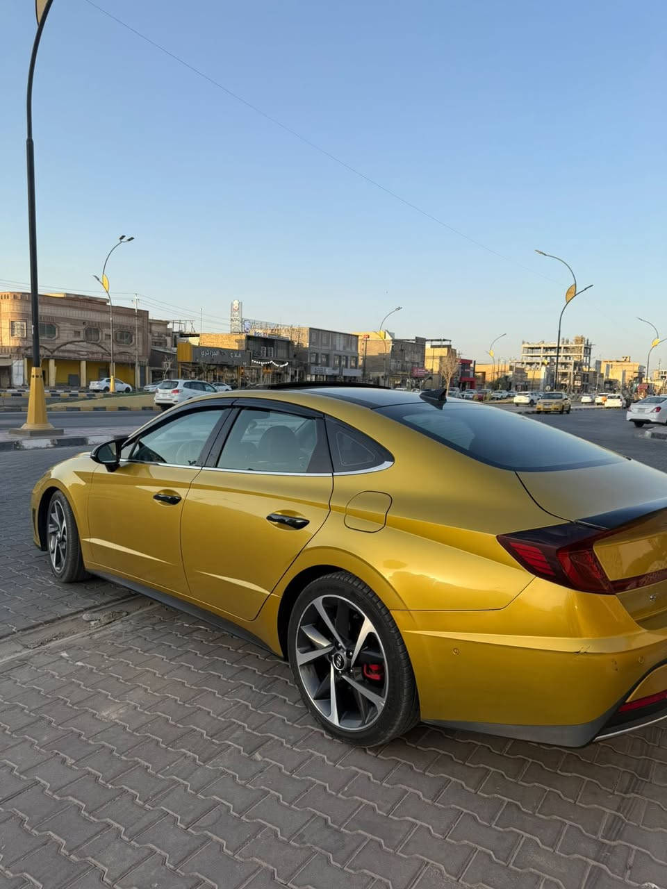 سوناته لون مميز 
رقم بغداد بسمي 
الموديل 2020
حادث مال امريكه مثل ماموضح بل صور فقط دعاميات 
محرك 1600 تيربو 
المواصفات فول
1 بنورامه
2 جلد +شامو 
3 رادار امامي خلفي 
4 تدفئه بل كشنات 
5 تدفئه ستيرن
6بكلايت لد 
7 لايت زنون 
8 مثبت سرعه 
9تحديد مسار 
10 اشاير بل مري +رادار 
السعر 168 وبيها مجال 
استفسار / ***********
