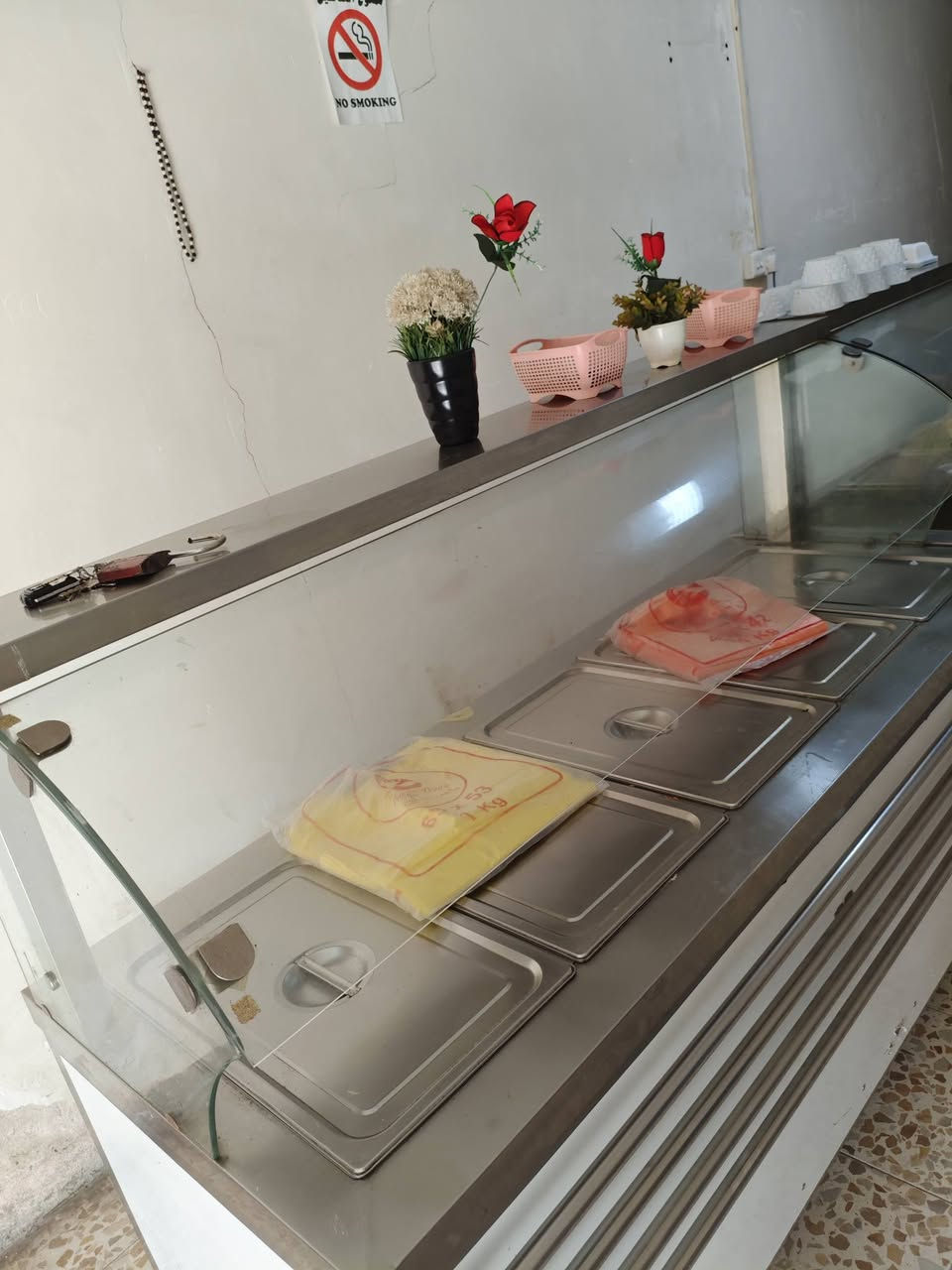 غراض مطعم البيع مستعمل اخو الجديد الاستفسار ع رقم موبايل ***********

