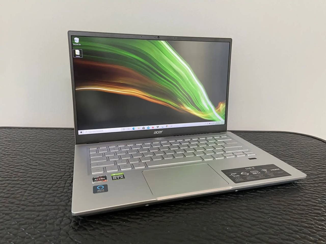للبيع لابتوب acer swift sfx 14 من اللابتوبات النوادر إلي تنطيك لعب متواصل أكثر من ساعتين ونص وإذا استخدام طبيعي  يوصل 5 ساعات  
سويتله undervolting زادت الفريمات بكل الألعاب 8% وقل صرف الطاقة
مكفول من أي تصليح فقط فتحت الجهاز بدلتله أحسن معجون حراري موجود بالسوگ
وياه فان 5 مراوح + وشاحنته الاصليه + جنطة + windows مفعل

كيبورد light
CPU:  AMD Ryzen 7 5700U
بقوه i7 جيل 11 أو 12
Disk: SSD NVMe. M.2 Samsung 512
Ram16 GB ddr4
GPU1: GTX 1650 4GB
GPU2 : Radeon RX Vega 8
سويتله undervolting زادت الفديمات بكل الألعاب 8% وقل صرف الطاقة 
شاشه 14 inch
مكاني بغداد عامرية ماعندي توصيل سعر 700


**إذا كنت صاحب هذا الإعلان وتريد حذفه لأي سبب، رجاءا أرسل رسالة إلى الدعم الفني**