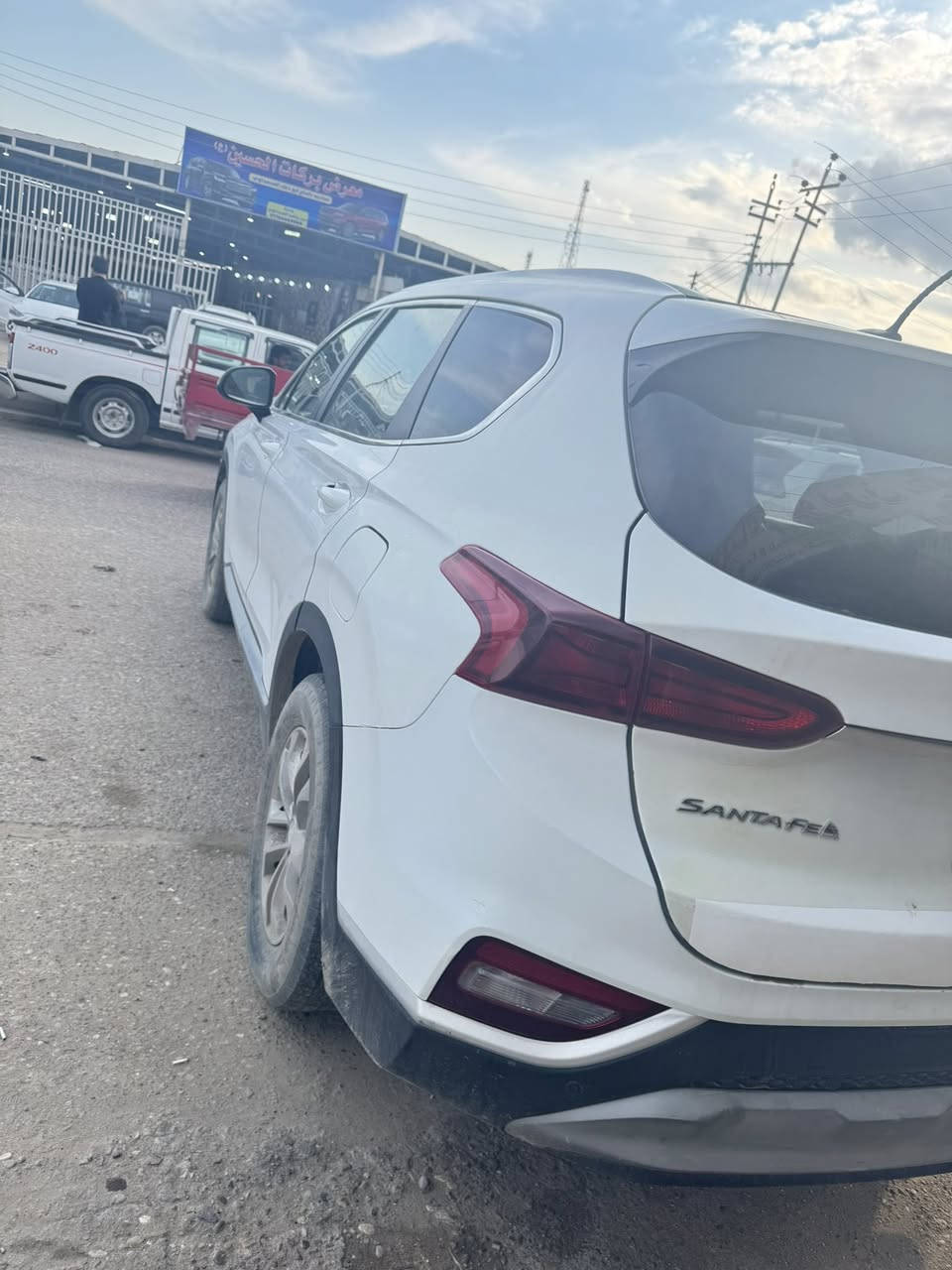 سيارة سنتافيا مديل 2019وارد مريكي
سياره رقم ميسان 
1-محرك سياره 2400
2-سياره سايد مبرك دكمه
3-تبريد ثالث قطع 
4-بيه فقط ثالث قطع صبغ بنيد+جنطه +شويه باجاملغ خلفي 
سياره فول حلوه 
5-كشنات جلد 
6-مانع نزلاق
7-ثالث أنواع قياده 
8-مثبت مسار 
هواي مواصفات بيها
سياره ماشيه 84
سعر سياره 155وبيها مجال 
مكان ميسان سياره تحويل 
***********اتصال
*********** واتساب
