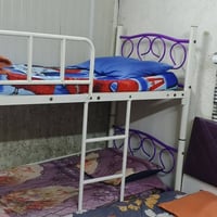 للبيع جرابي حديد الحجم الكبير المكان الشرطة الخامسة السعر 100رقم 07718...