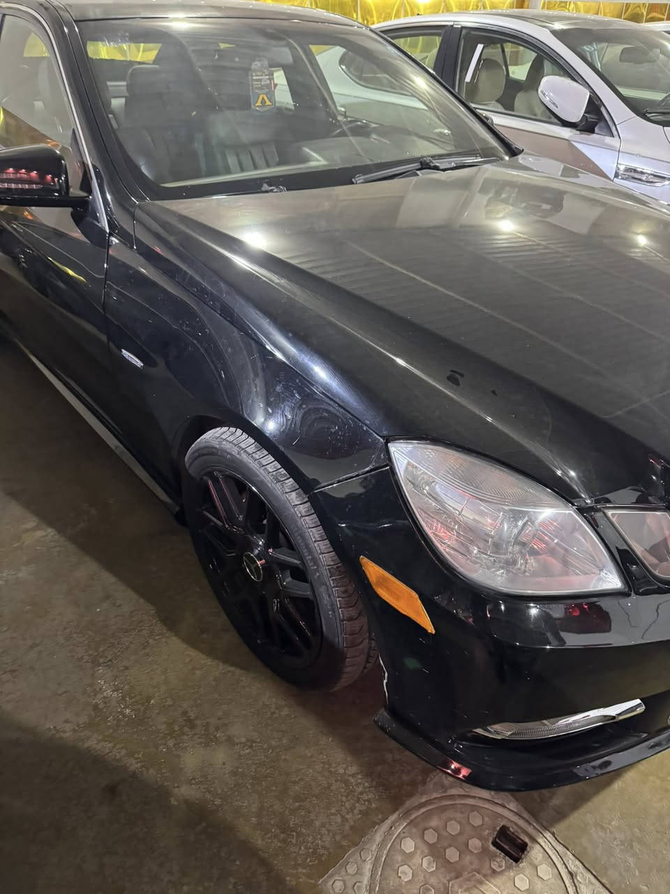 مارسيدس ٢٠١٢
E350 
***********
