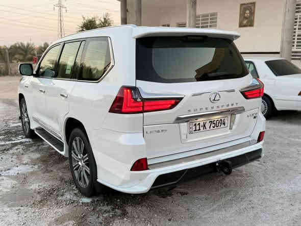 سلام عليكم للبيع لكزز 2017 بريم
كفاله عامه من الضربه والصبغ والتبديل والبارد والفتح
سياره بعد احلا من صور بل حقيقه 
علها ادامه كله بشركه

رقم بغداد باسمي تحويل ثاني يوم

المواصفات فول للاخير معروف مواصفات البريم
ماشيه 81 الف حقيقي
رادار 
تحديد مسار 
كشنات تدفئه تبريد 
جنطه شفط 
والله جميع الكشنات كهرباء 
٤ كامرات
حساس امامي خلفي 
٥ بصمات
دشبول ليزري 
مري شفط 
٣ شاشات
جلد
مري شفط 
ستيرن كهرباء 
جكات
باقي المواصفات معروفه 
السعر. 640$ تصل عليه وبيك خير وتدلل 

الستفسار  ***********
*********** متوفر واتساب
