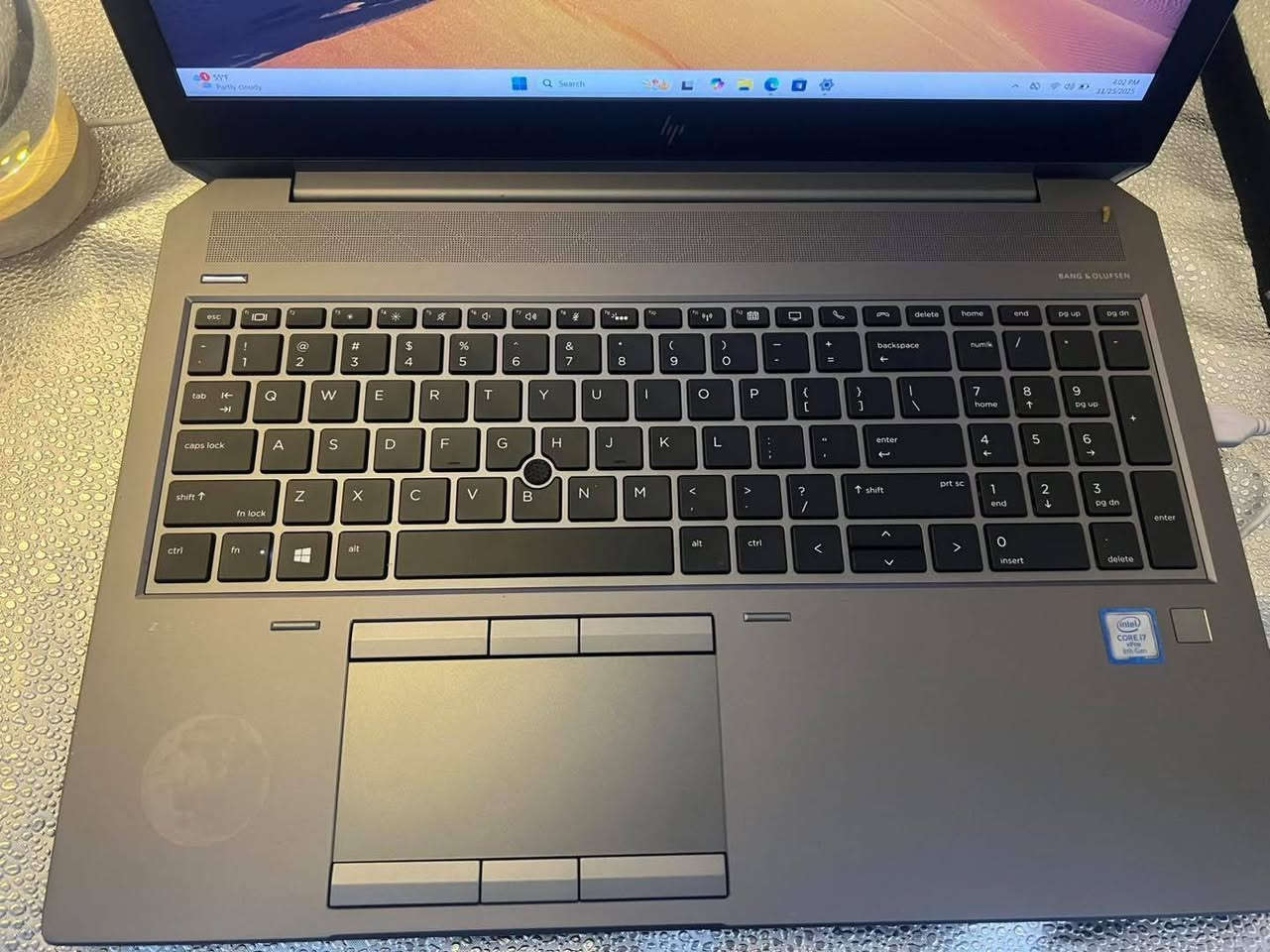راح تعتمد عليه بكلشي!!
الوحش الانيق : Hp ZBOOK 17 G5 

وحش الاداء متوفر بكرت شاشة انفيديا Nvidia P1000بحجم 4GB

اذا تريد جهاز يفيدك برامج هندسية والعاب احترافية وسعر معقول؟ وصلت للخيار الصح 

لان هذا اللابتوب يجمع بين القوة والحجم والسعر المعقول...

نحجي بالمواصفات :

• core i7 8850H معالج
• Nvidia quadro P1000 4GB كرت شاشة خارجي
• 16GB DDR4 الرام
• SSD 256GB تخزين 
• 17.3 FHD SCREEN شاشة بحجم عملاق ودقة عالية

شنو يشغل من برامج؟ يشغلك كل البرامج الهندسية والتصميم بالراحة
شنو يشغلك العاب؟ تقريباً جميع الالعاب يشغلها 

الملحقات : 
اكيد الشاحن بقدرة 230w عكس الشواحن التجارية الي تجي فقط 150w
ويجيك ويا ماوس كيمنك 
وكذلك يجي ويا ماوس باد كيمنك 
واكيد حقيبة انيقة

سعر اللابتوب راح يكون 570 الف فقط  

الضمانات؟ 
10 ايام من اي خلل استبدال 
ضمان بطارية ساعتين فما فوق في الاستخدام الطبيعي 

حالة البطارية : ممتازة 

ادخل احجزها لان صعب تحصلها بعد : *********** واتس 
ادخل احجزها لان صعب تحصلها بعد : *********** واتس 

او على الخاص 
لا تتردد وباجر هذا الوحش يمك...
