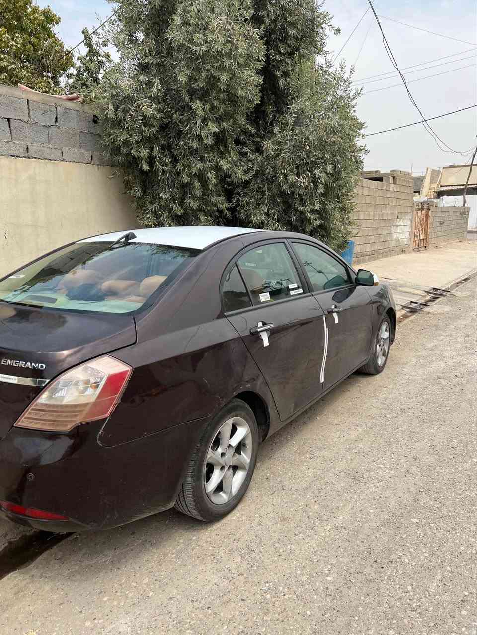 ام اكراند 7 
2013 بدون حادث او ضرر سيارة بلاد مكفولة من الضربة والكير ومحرك سيارة جاهزة مناقصها شي كبل للشارع سعر 63$ وبيها مجال قليل 
العنوان كركوك منطقة الفيلق 
*********** كركوك, العراق
