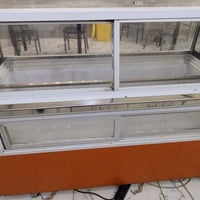 عارضة مقبلات تاخذ ٨ بلانك حجم كبير نظافه فول الاستفسار 07709430955