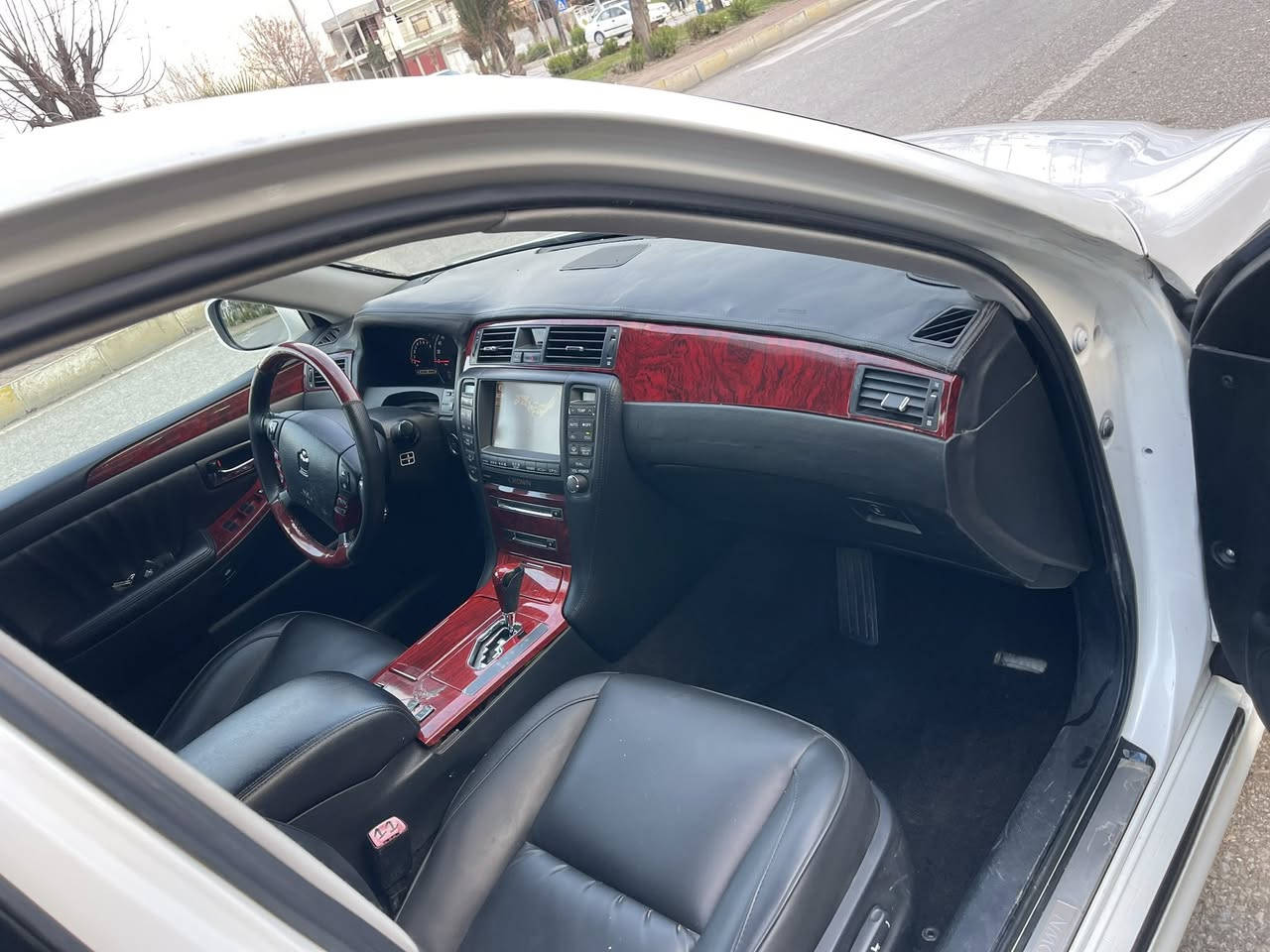 ٢٠٠٥گيرو مه كينه  گه وره ١٨٢ 
بي دو كه ل بي بوياخ بي مه سره ف 
بي چال بي شوخت تايبه ت ٦٧$
***********
***********
