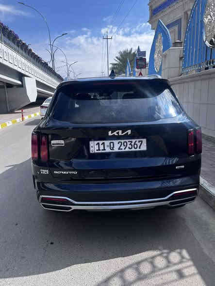 السلام عليكم ورحمة الله 
سورنتو 2023 هايبرد وارد امريكي  sxp فووول مواصفات 
لون نيلي 
ماشية 42000 الف كيلو متر 
السعر 26000$ (260) ورقة وبيها مجال للطيبين 
الحادث مرفق بالصور  تبديل جاملغ عكس الساىق مع بارد بالباب عكس السائق وصبغ قليل بالباب الثاني 
كامرات محيطية 
فور ويل 
كشنات حار بارد 
كشن vip منفصل 
رادارات امامي وخلفي وجانبي 
توقف ذاتي امامي وخلفي 
قيادة ذاتية نظام مراقبة السائق 
وحساس مراقبة السيارات عند فتح الباب 
ستيرن وكشن هزاز عند اقتراب سيارة من النقطة العمياء 
وهواي مواصفات 
متواجد عالخاص 
وللاتصال / ***********
مكان السيارة /  الانبار  الخالدية
