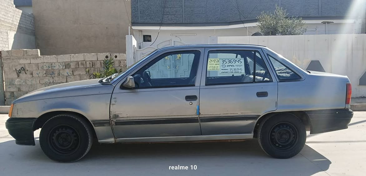 السلام عليكم كاديت صندوك موديل 1991 سنويه جديده لي 2029 رقم نينوى كابون بانزين بيها  الكتروني تخذ صوره محرك 16 نضيف كير نضيف شرط التحويل بتري جديد طخم وره كدام نضيف دوشمه جديده مكان السياره الموصل الجانب الايسر حي التاميم. السعر (22) البيع بل نقد فقط بل نقد فقط لتوصل ***********.  ((السعر)) ((22))
***********
