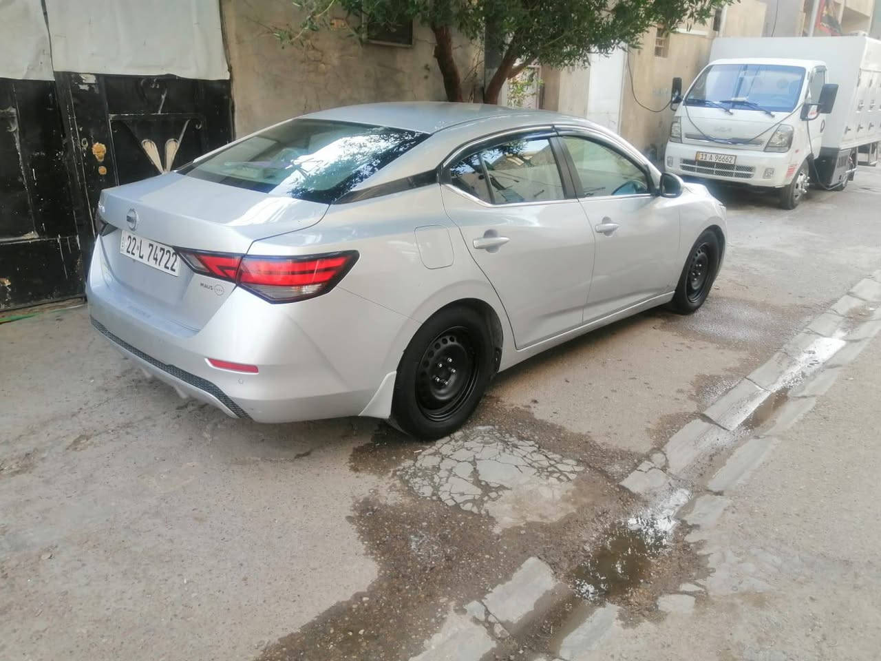 نيسان سنترا 21 كير محرك مكفولات تخم تاير جديد باتر جديد تبريد ثلج مكرك 1800 اقتصادي
حادث جاملغ وبنيد وبدون دواخل وشواصي سليمه
***********
السعر 125 وبيها مجال 
مكلف بل نشر ⛔⛔
