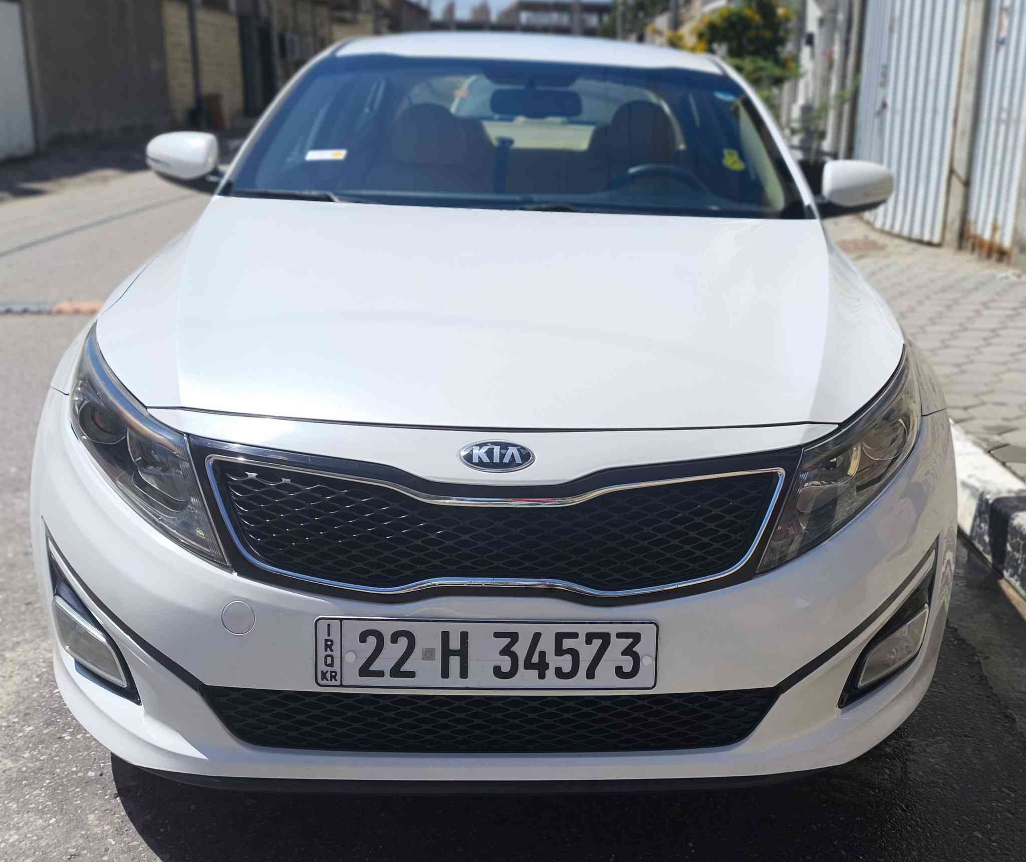 السلام عليكم اوبتيما خليجيه للبيع جديده جداً موديل 2016 كفاله عامه ماشيه 100 كم مكينه 2000 مامفتوحه  شرط الفحص دواخل بيجي السعر 160$ للاستفسار اكثر الاتصال على الرقم ***********
