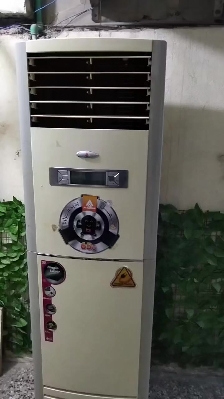 السلام عليكم داخلية الحافظ 3طن كاملة على الشد والظمان شهر كامل اي شكال ترجع السعر 250الف 
رقم الهاتف ***********متوفر واتساب
