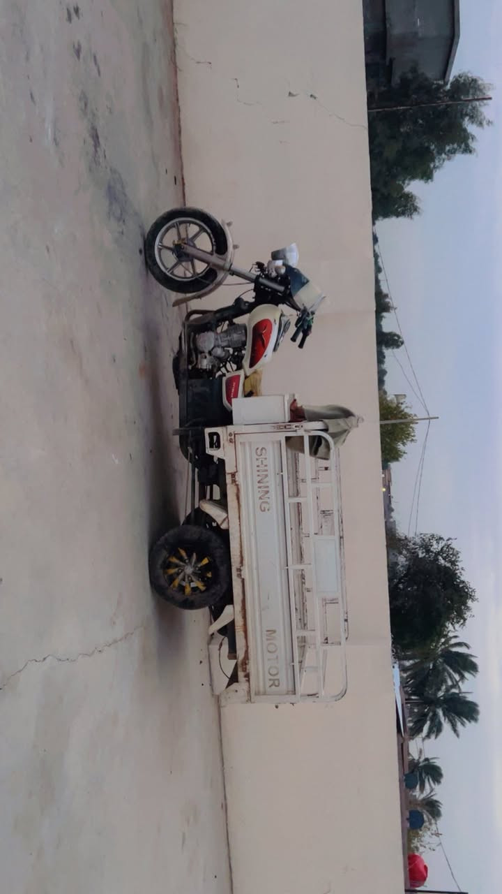 السلام عليكم ستوتة 23 للبيع مكينة بلا وجديد
للاستفسار ***********
