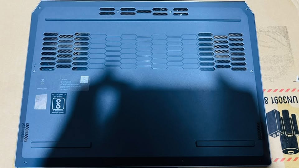 للبيع Lenovo LOQ بحالة ممتازة
* المعالج: Intel Core i5-12450HX
* كرت الشاشة: NVIDIA GeForce RTX 3050 6GB
* الرام: 12GB
* التخزين: SSD 512GB
* الشاشة: 144Hz
* نظام التشغيل: Windows 11 أصلي
* مع الشاحن الأصلي
* مع الكارتون الأصلي 
للتواصل واتساب ***********
