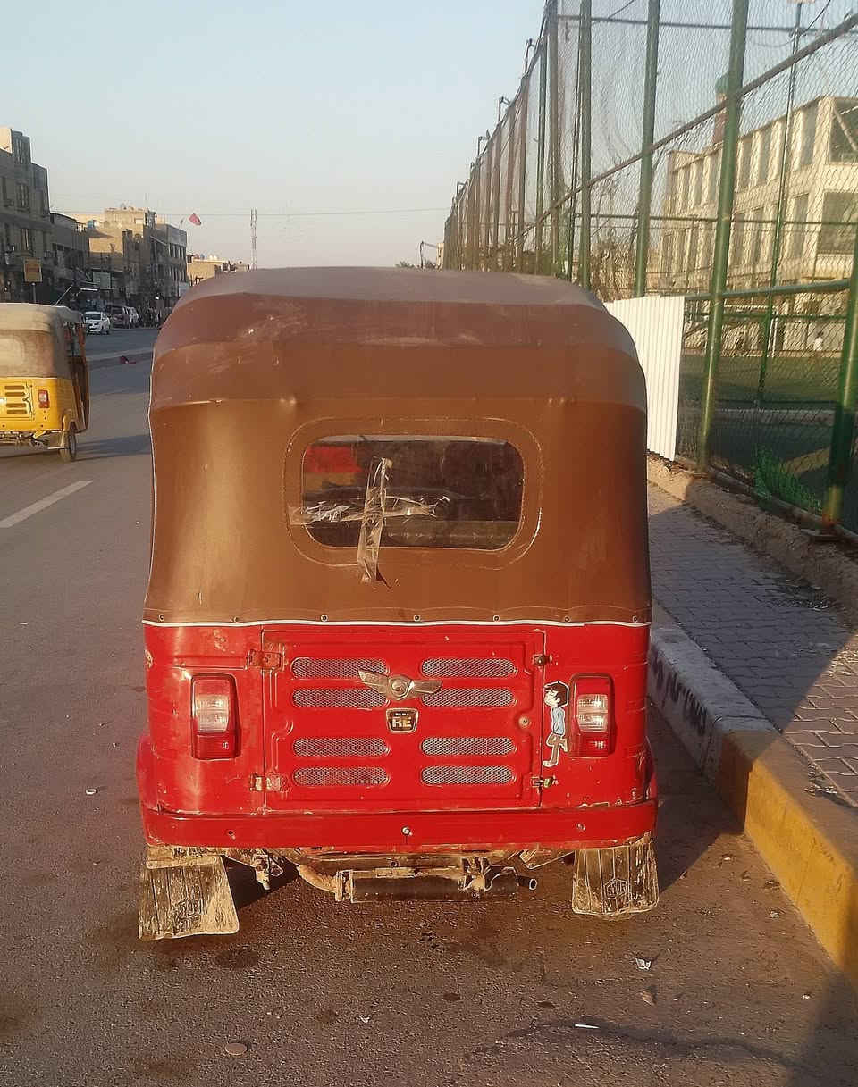 سلام عليكم تكتك ١٧ داخلة ١٨ مكينة ٢٠ ناعمه ضفيره جديده اوراق رسمية العنوان مدينة الصدر واتساب *********** السعر مليونين و٨٠٠ وبيهه مجال قليل
