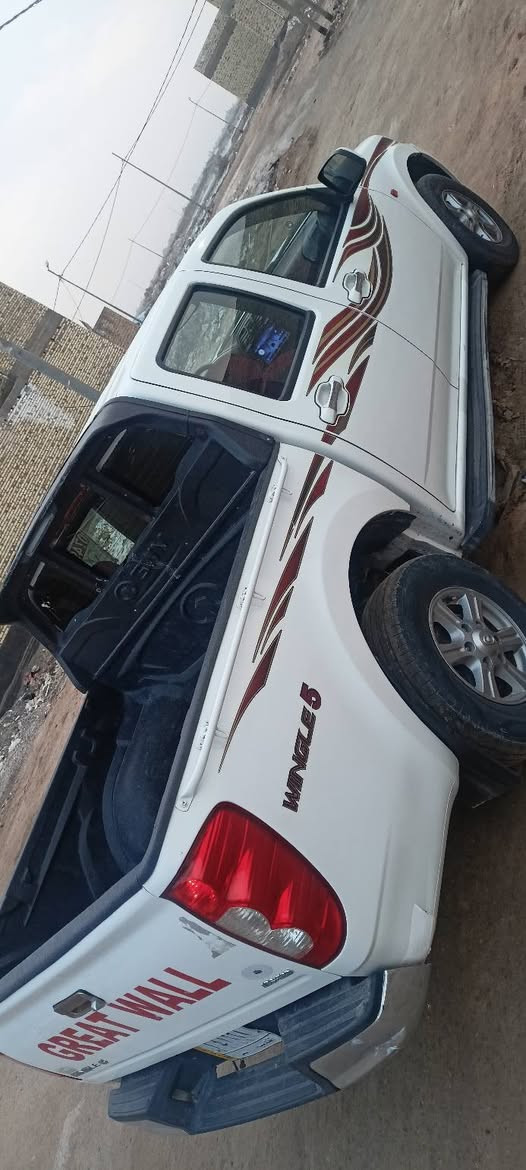 السلام عليكم عندي كريت للبيع موديل 2021 رقم قادسيه 
مكفول دشبول احمر السعر 117وبيه مجال العنوان الحمزه 
الشرقي تليفون ***********
