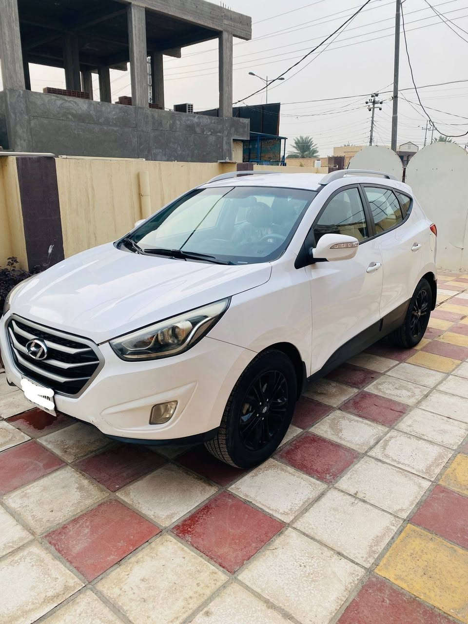 سلام عليكم للبيع توسان خليجي ٢٠١٥ رقم بابل بيها صبغ ٣ قطع سيارة جاهزه من كلشي السعر ١٣٠ $اتصال ***********
