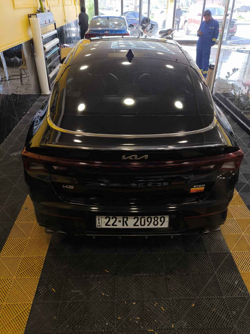 كي فايف جي تي 2500 توربو موديل 2023 
ماشية 71 الف مايل 
مكفولة من الصبغ و التبديل فقط دعامية خلفية نفس اللون اصلية 
فول مواصفات 1/1 أعلى فئة كاميرات محيطية و داخل مشمشي 
رقم اربيل بأسمي مكاني البصرة 
السعر 205 و بيها مجال جداً بسيط .
اي استفسار *********** البصرة, العراق
