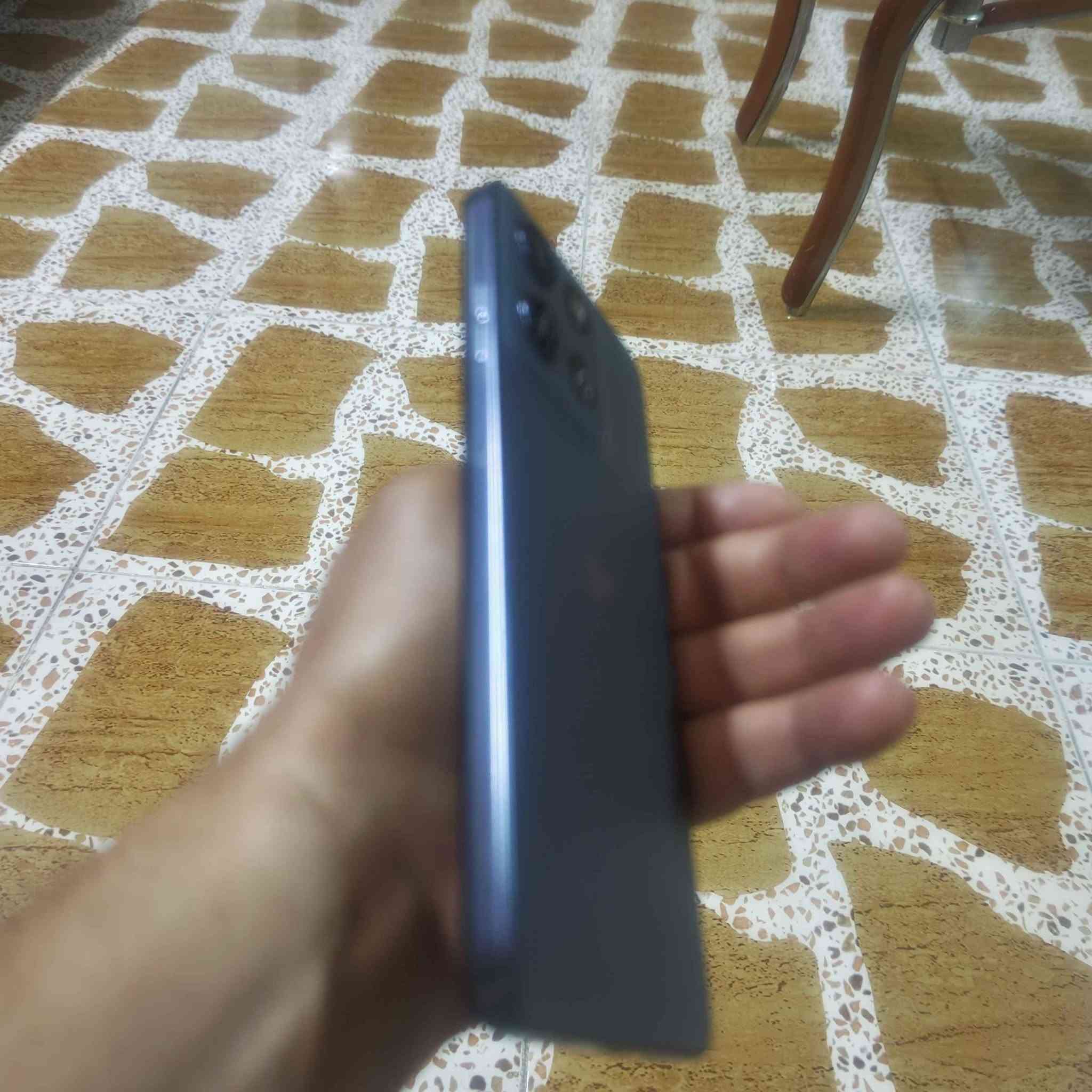 شبه جديد ذاكره 256 دو سيم رام 8 اندرويد 15 اربيل فرمانبران أربيل, العراق


**إذا كنت صاحب هذا الإعلان وتريد حذفه لأي سبب، رجاءا أرسل رسالة إلى الدعم الفني**