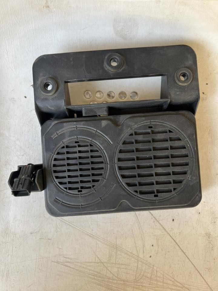 متوفر رادار امامي وراديترات ٢ ومروحة مال k8 اصليات مال تفصيخ ***********  مناسبات
