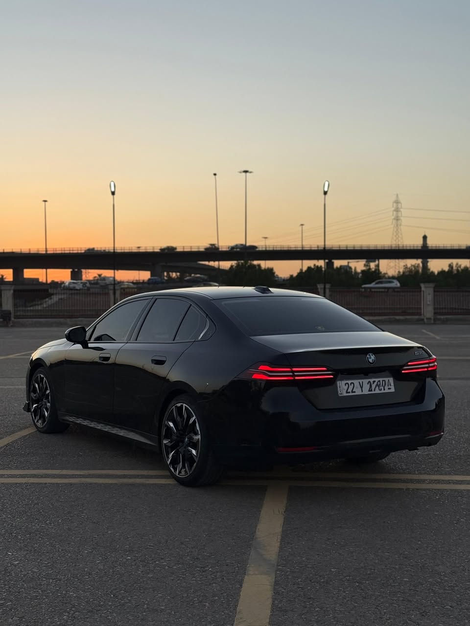 السلام عليكم
BMW 530i
موديل 24اسود ملكي 
مغلفه سياره بل كاملppf
وبيها باج تضليل بعدله 11 شهر 
داتا شو
سلايد 
ماوس
شاشة متصلة 
مري شفط 
كشنات تدفئه + ستيرن 
5 كامرات 
ويل كوبرة 
وبعد السيارة فول فول 
السيارة بلكامل كت ام بلادي بدون دركة 
حادثها قطعه مبدله موجود بل منشور
مكانها بغداد حي الجامعة 
هاتف :***********
سعر 42500$
