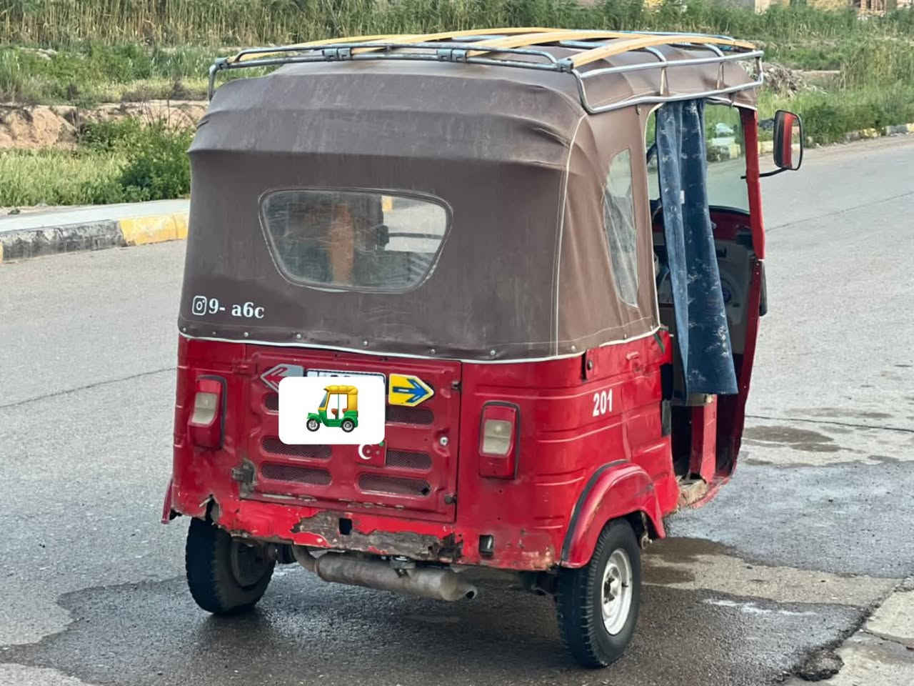 السلام عليكم تكتك موديل ١٦مكبنه ٢٠تجفيت عام جديد بسمي رهم ونسويه رقم واسط تخم تاير ماشه وصدر جدد العنوان واسط عزيزيه السعر 3ونص بيها مجال رقم ***********
