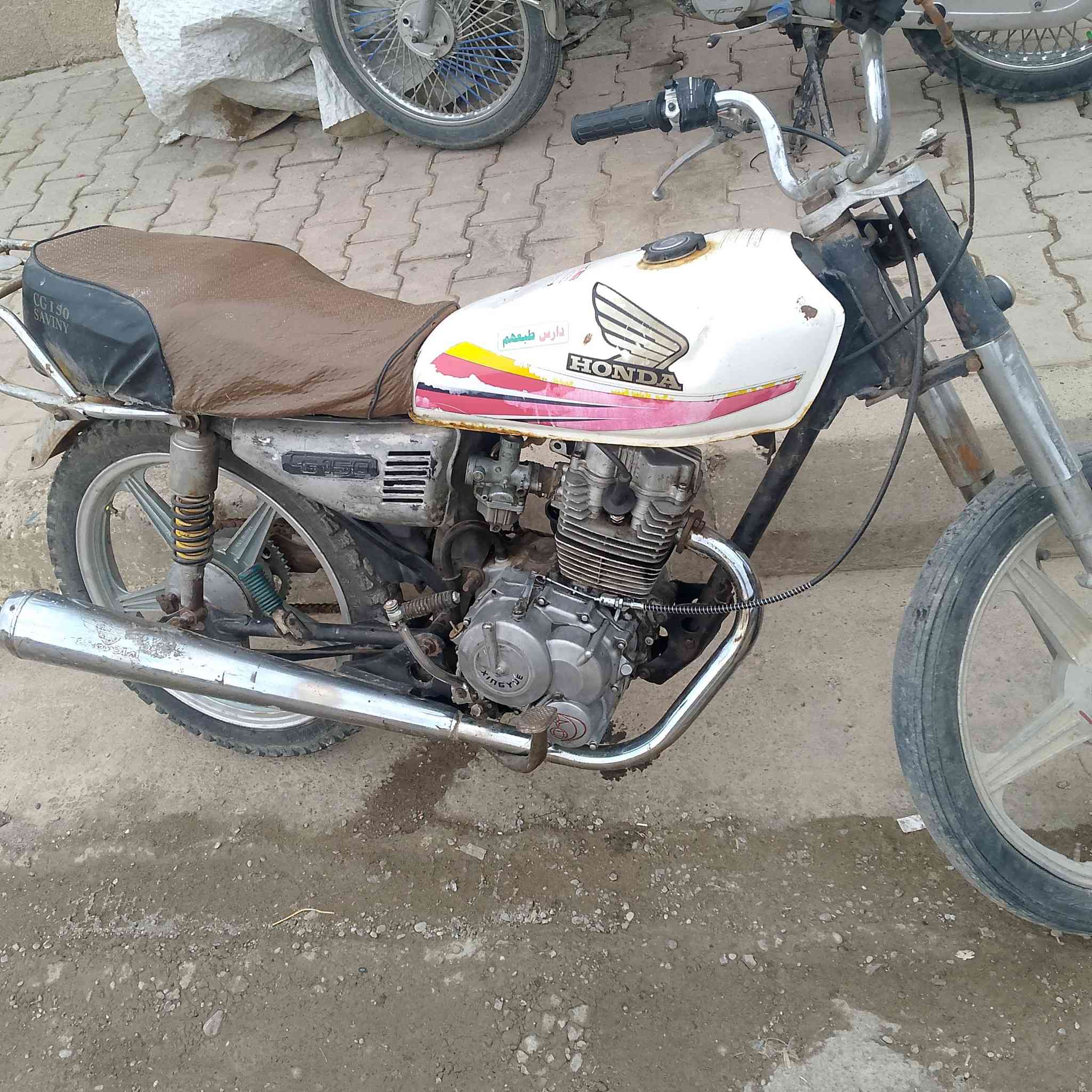 دراجه للبيع السعر/100 وبيه مجال هاذه رقمي ***********/
