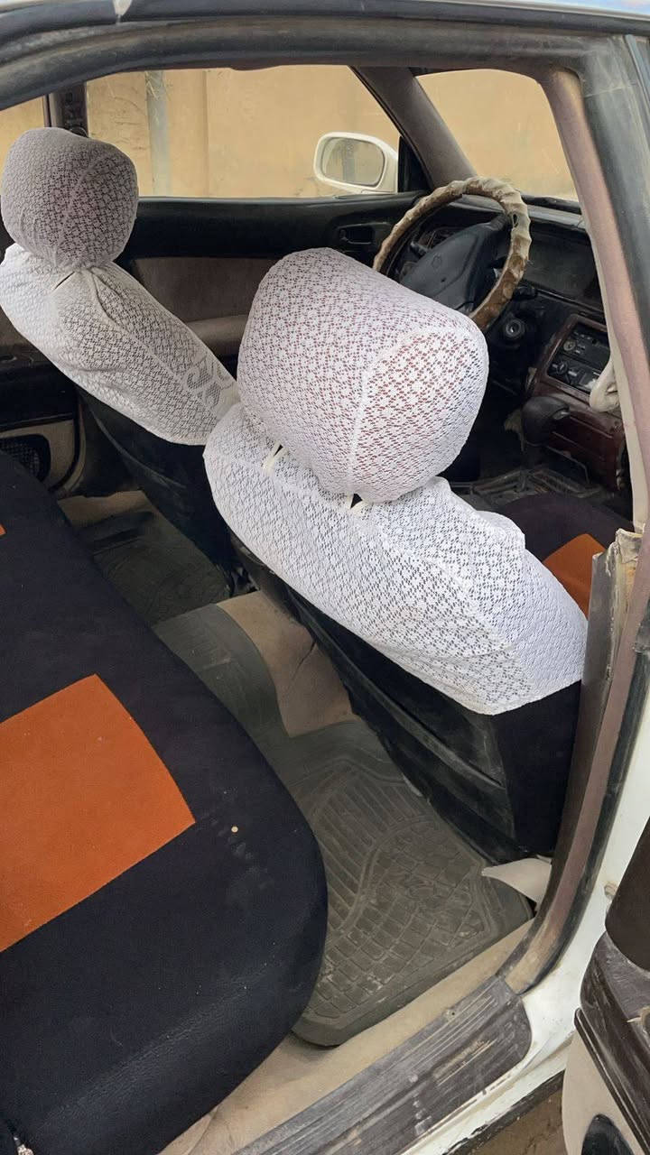 السلام عليكم يوجد بطه محرك في فيفتي محرك كير
 شرد صدر جديد القشر شوف العين السعر 17  وبها مجال شيء قليل  *********** بيع مستعجل
