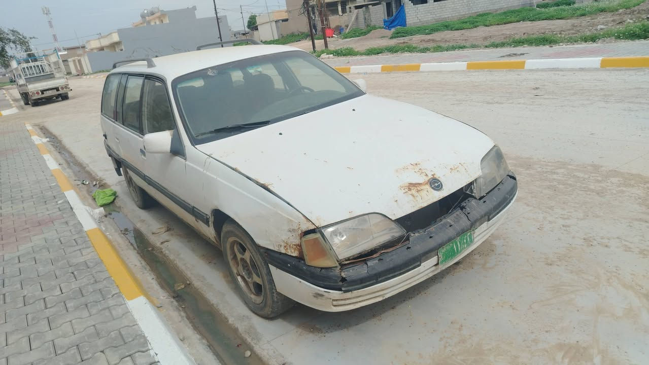 سلام عليكم لبيع اوميكه موديل 92 كشر كدام العين والباقي شرط مثل كير محرك شرط اكسل شرط ابيعها بدون شرط الحسبه مكان سياره كركوك ناحه تازه *********** سعرها 8ورقه موجود خاص
