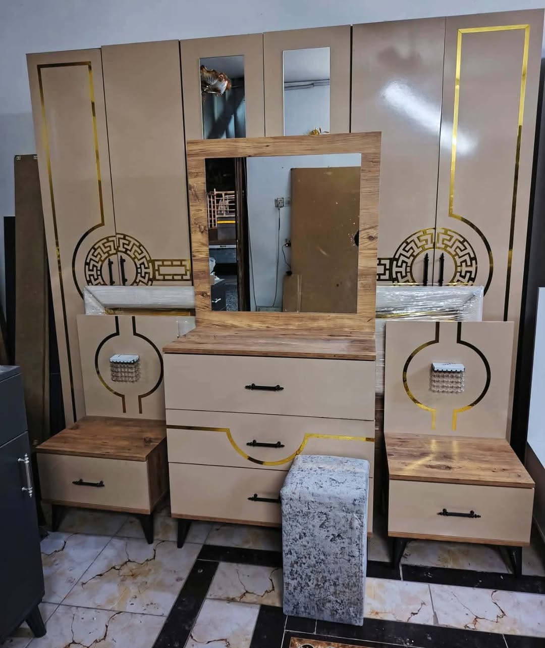 غرفه نوم 6 قطع اخت الجديده  نضافه 95% كل هذا بـ 500 شد ونقل داخل بغداد مجاني


**إذا كنت صاحب هذا الإعلان وتريد حذفه لأي سبب، رجاءا أرسل رسالة إلى الدعم الفني**