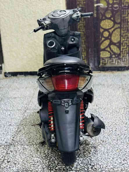 السلام عليكم سكنس فحل مكينة ناعمة نگرة سلف هندر كهربائي اشاير كلها شغالة دبل إشاره هم كفرات كلها مختمة ختم واحد شرط ☝️ شرط بلادية شلعة معدل اشك الكاع وتخم تاير جديد امامي وخلفي والدراجة بلادية اديرلها كله محسن والدراجة خير من الله والمو شراي لا يتعبني عنواني بغداد المشتل المعلمين السعر 650 وبيها مجال سهلة ما موجود فيس الواتساب***********
رقم الهاتف ***********
