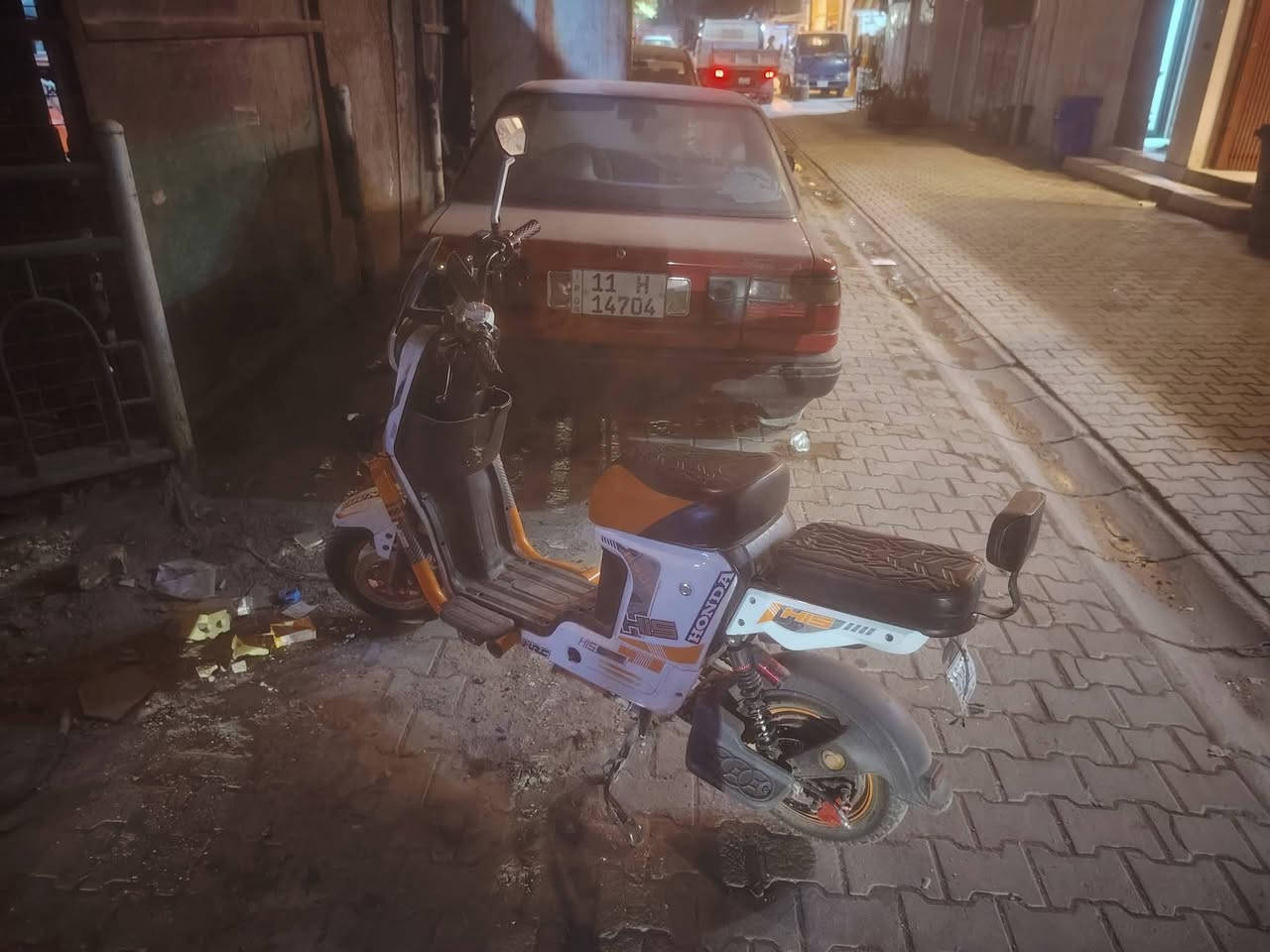 دراجه شحن للبيع 

دراجه جديده ما متعوبه 

بطارياتها جديده للامانه

سعرها 350 وبيها مجال 

مكاني بغداد الجديده

رقم *********** واتساب ورقم موجود
