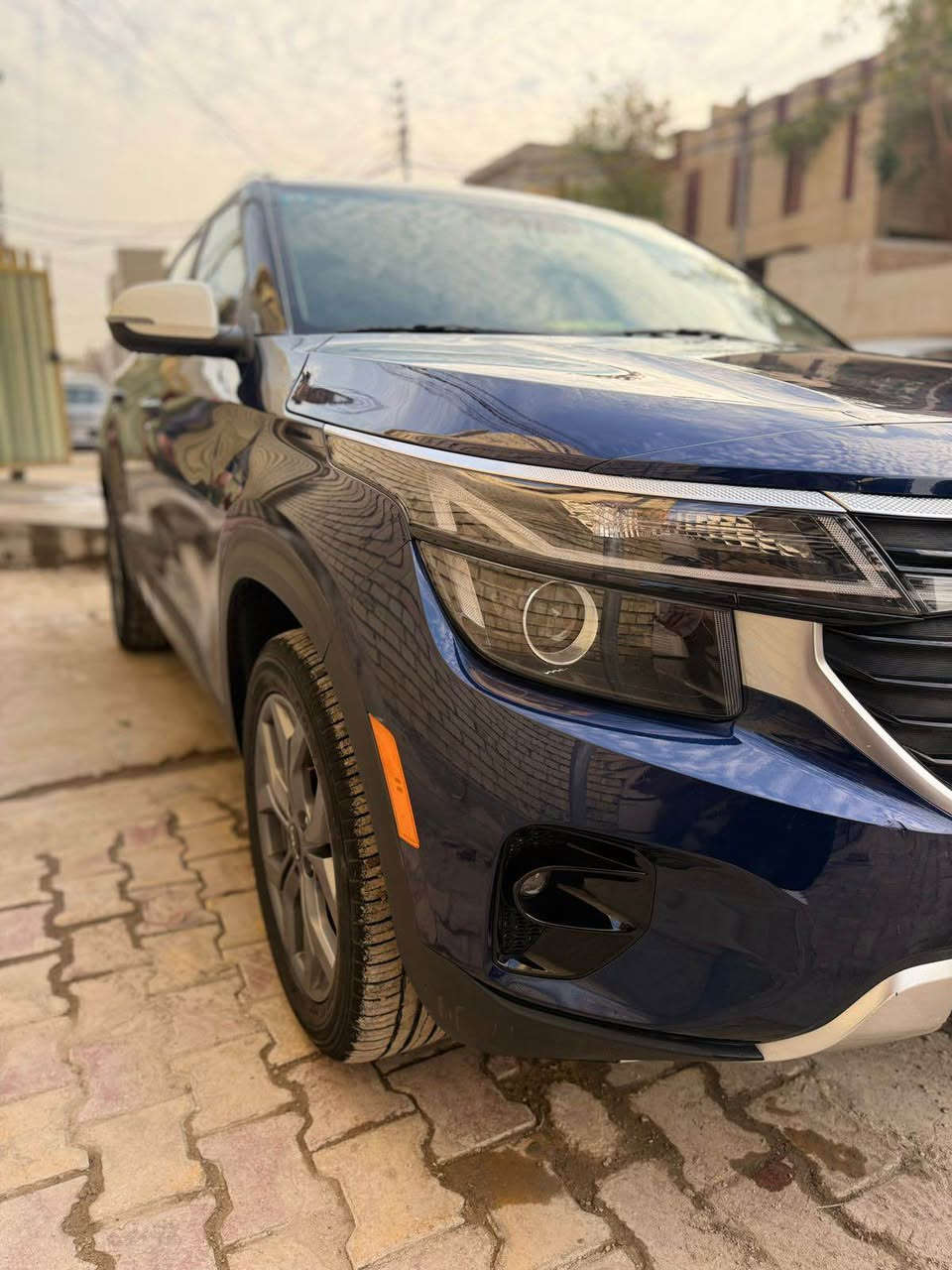 سيليتوس 2024 تو كلر

ماشيه 25 ميل 

جاملغ وباب لحادث جاملغ مبدل ولباب مصلح نفسه 

وباقي سياره مكفول السياره 

فول مواصفات

 مواصفات شاشه متصله قطعتين تبريد تحكم ستيرن رادارات كشنات جلد تدفئه كشنات

فور ويل جديده السيارة مناقصها اي شي 

سونار وصور الحادث مرفقه للسياره 

مكانها بغداد

السعر 167 وبيها مجال للشراي 

للاستفسار *********** بغداد, العراق
