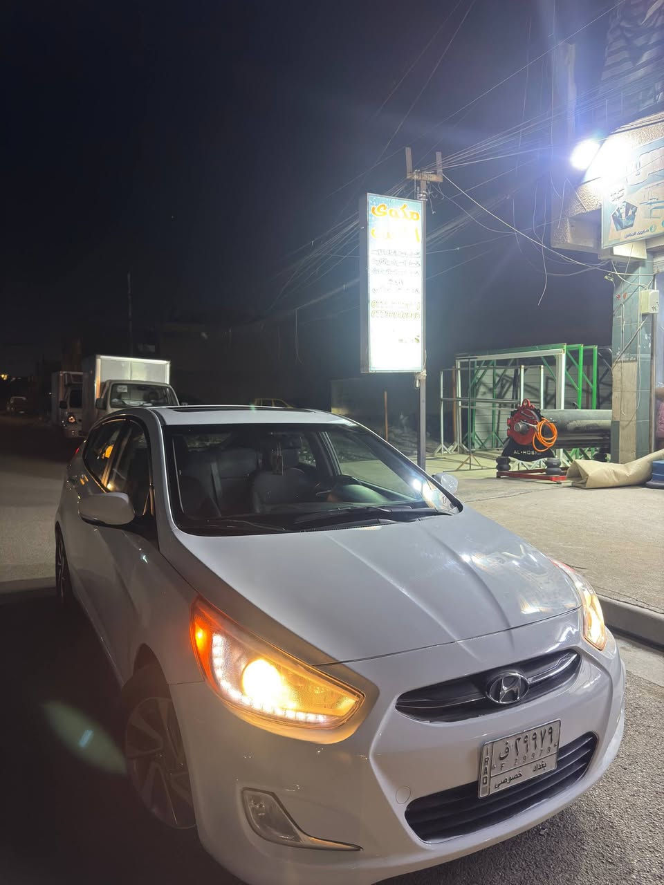 للبيع ‼️‼️
اكسنت هاشتباك 2016 وارد امريكي ✅

المواصفات 1/1 يعني فول مواصفات 
السياره خير من الله كفاله كير مكينه تبريد ترايها يخبل سياره جديده بمعنى الكلمه تجي وتشوف بعينك
السعر 89$ ورقه وقابل للتفاوض لليجي ويشرفنا مكان السياره الدوره كفاءات الصحه

0771 572 9873
