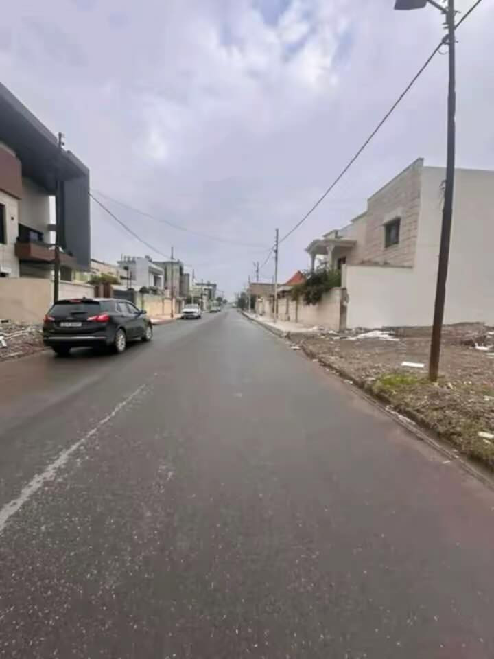 قطعة أرض للبيع
📍 الموقع: حي النجار – خلف مول الربيع
📐 المساحة: 170 م²
📏 الواجهة: 7 م
الاستفسار يرجى الاتصال على الرقم التالي 
***********
او مراسلتنا عبر الواتساب
