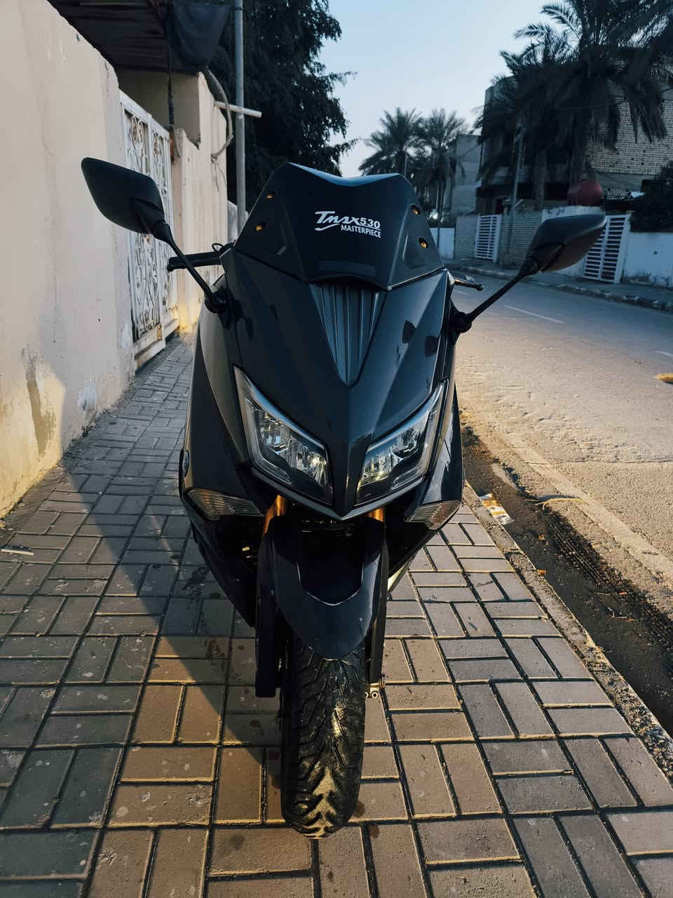 سلام عليكم تي ماكس للبيع مديل 17 كفاله ماشيه 36 الف للستفسار اتصال علئ رقم ***********
