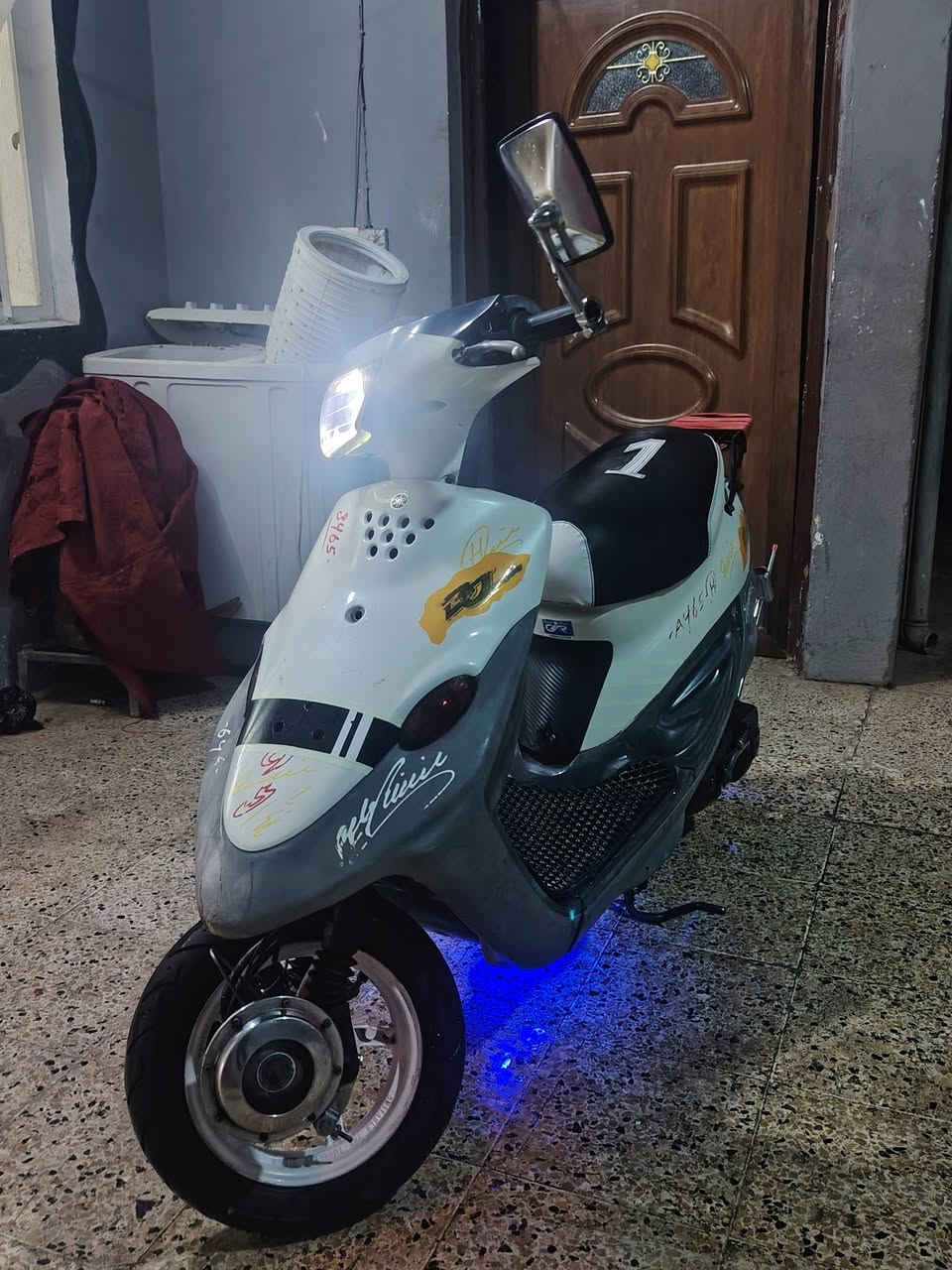 سلام عليكم لل بيع 650قفلو بدون هورات ويله مو ويه موجوده ويلتوو اصليه انطيك هنا شري اتصال مو شري لا تعباني ***********
