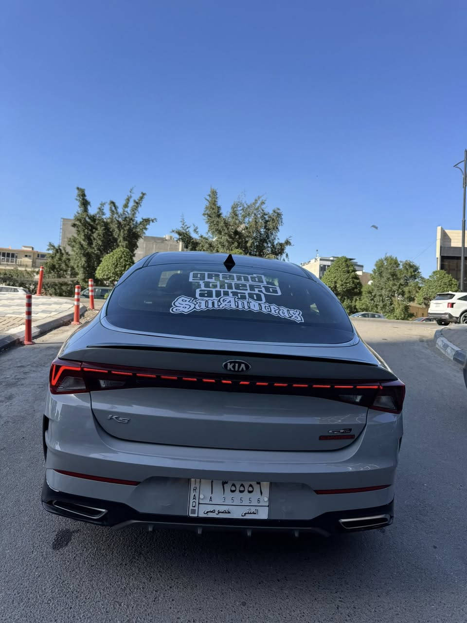 السلام عليكم من رخصت الادمن للبيع k5 امريكي موديل 2021 السياره كلش جديده رقم مثنى معوقين ول معوق يسوي وكاله عامه واني اكفله المعوق كرايبي  الفئه جيتي لاين لون سموك فول ماعده البنراما  السياره هواي مصروف عليهه اضافات حلوه مسويلهه
***********
