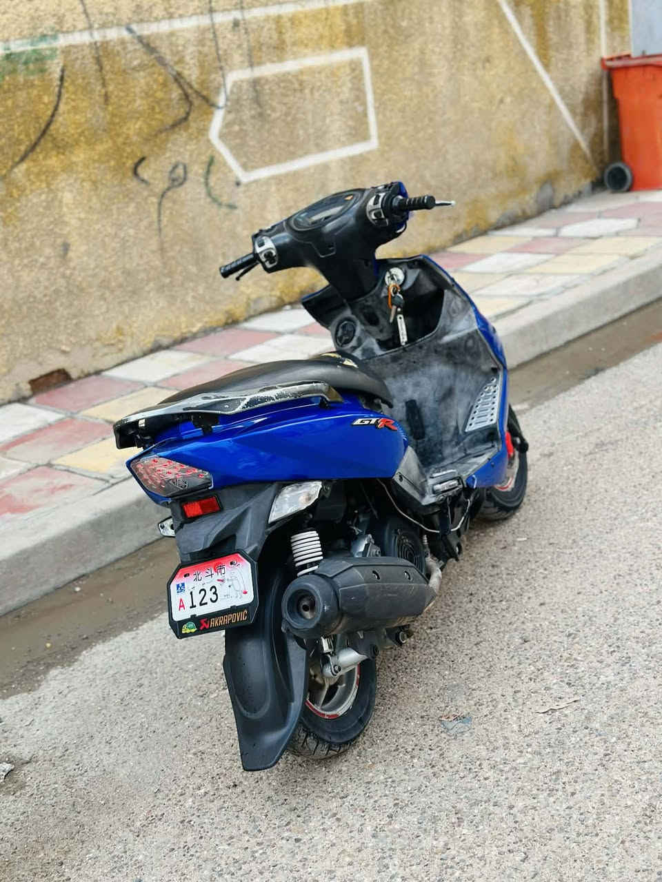 سلام عليكم دراجهgtrنضيفه بلاديه ممفتوحه مكفول سعره 650 قابل للتفاوض مكاني حريه *********** رقمي بي واتساب
