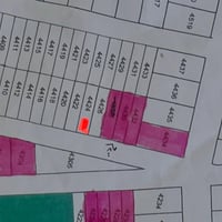 قطعه ارض 100م واجه5في20 بيت بنيه قرب الحسينيه الجوه  سعر 45 وبيها مجال...
