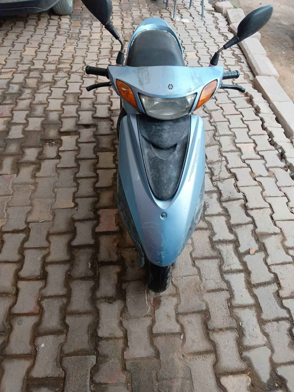 دراجه بريز للبيع بلادي مكينه بلادي كابريتر بلادي مختمه ختم واحد السعر 700 وبيه مجال العنوان مشتل حي الرئاسة الرقم ***********
