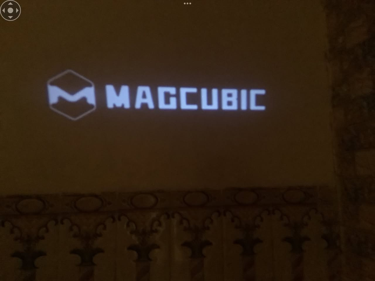 داتا شو للبيع
داتا شو ماركة MAGCUBIC 
موديل HY300
واي فاي 
الحجم الكبير
مستعملة ونظيفة جدًا اخذتها قبل سنة استخدمتها كم يوم وضلت مضمومة امانة الله، شغالة وبدون اي مشاكل، شرط الفحص امام المندوب، غراضها كاملة بس بدون كرتونة.
للامانة احتاجيت فلوس وكلت عليش باقي ضامها
رايدها بـ٥٥ وبيها مجال للطيبين.


**إذا كنت صاحب هذا الإعلان وتريد حذفه لأي سبب، رجاءا أرسل رسالة إلى الدعم الفني**