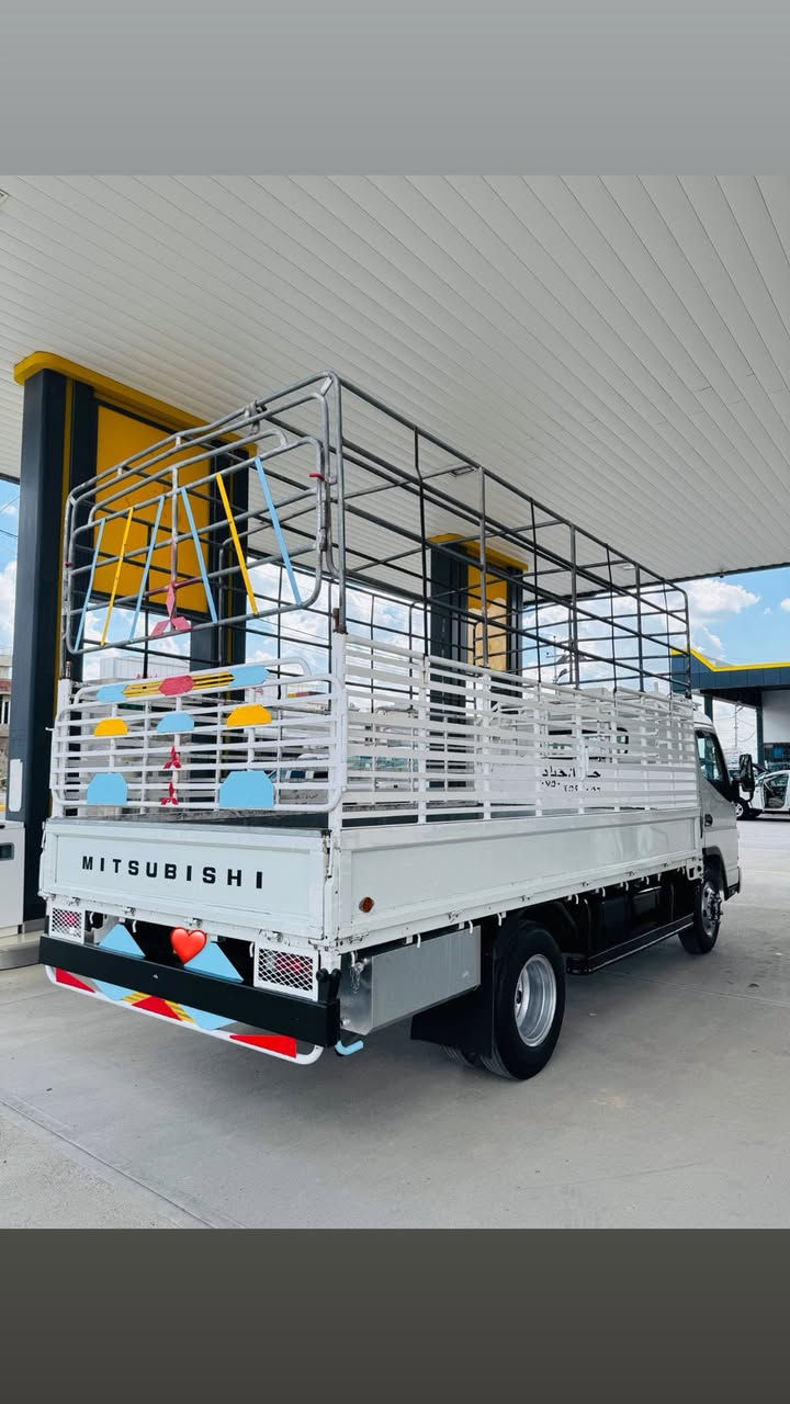 كانتر ٢٠١٦
مكفولة كفالة عامة 

كير و محرك و اكسل كلها شرط شركة 

تانكي كاز ٢٠٠ لتر

كلج محور الى كونديسة هواء

السيارة ماشية ٢٤٠ الف كم و قابل للزيادة 

السيارة جديدة و جاهزة ب معنى الكلمة 

من الدعامية لدعامية شرط
اسعر 220 شويه مجال
***********

اربيل
