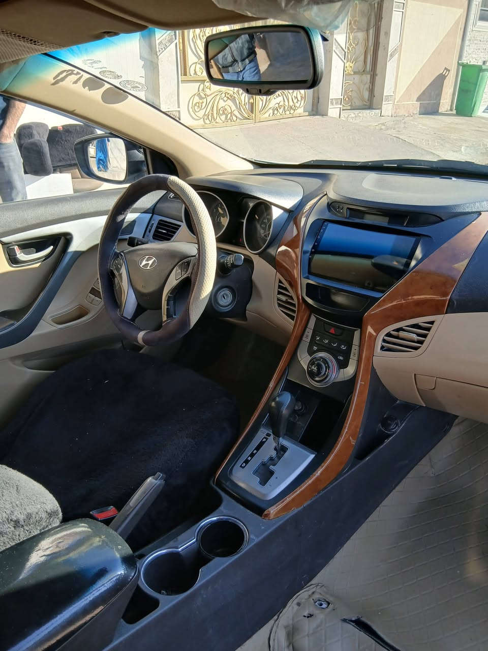 النترا موديل ٢٠١٣ بو فروتنئ سعر ١١٨ ومجال دوو قطعه سه ر تايراد معجين و بوند بخ ره قم ***********
