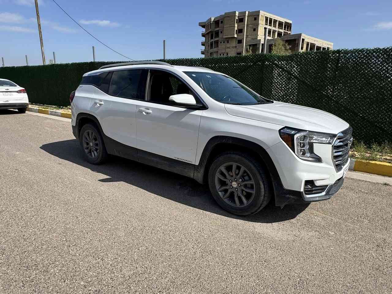 للبيع للبيع GMC TERRAIN SLT AWD مرقم بغداد فول عدا الفتحه
جمسي تيران 2024 slt AWD دفع رباعي 

حادث قطعه وحده صبغ (( صندوق )) فقط 

سونار مرفق بالمنشور 

السعرر :- 210$

للاستفسار ؛- *********** ,  ***********
